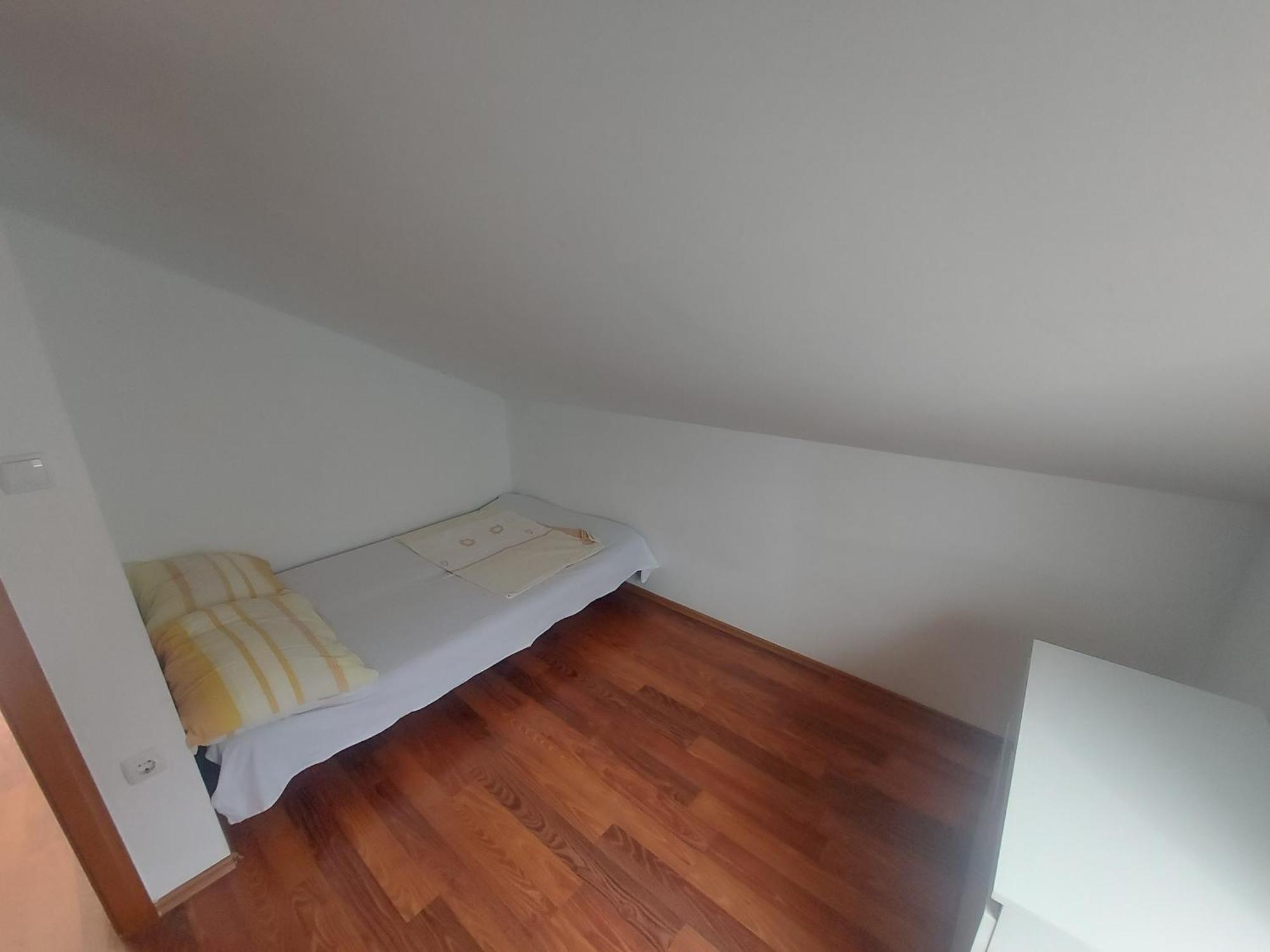 Apartments By The Sea Mandre, Pag - 6507 Kolan Εξωτερικό φωτογραφία